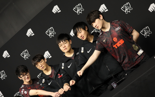 仅刷新了他 仅刷新了他