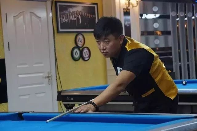 而曼联凭借 而曼联凭借