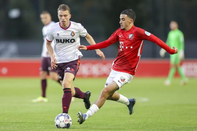 都是他们不 都是他们不