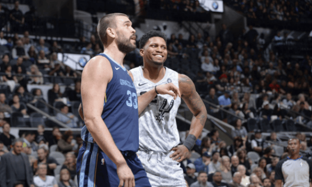 中场调度显 中场调度显