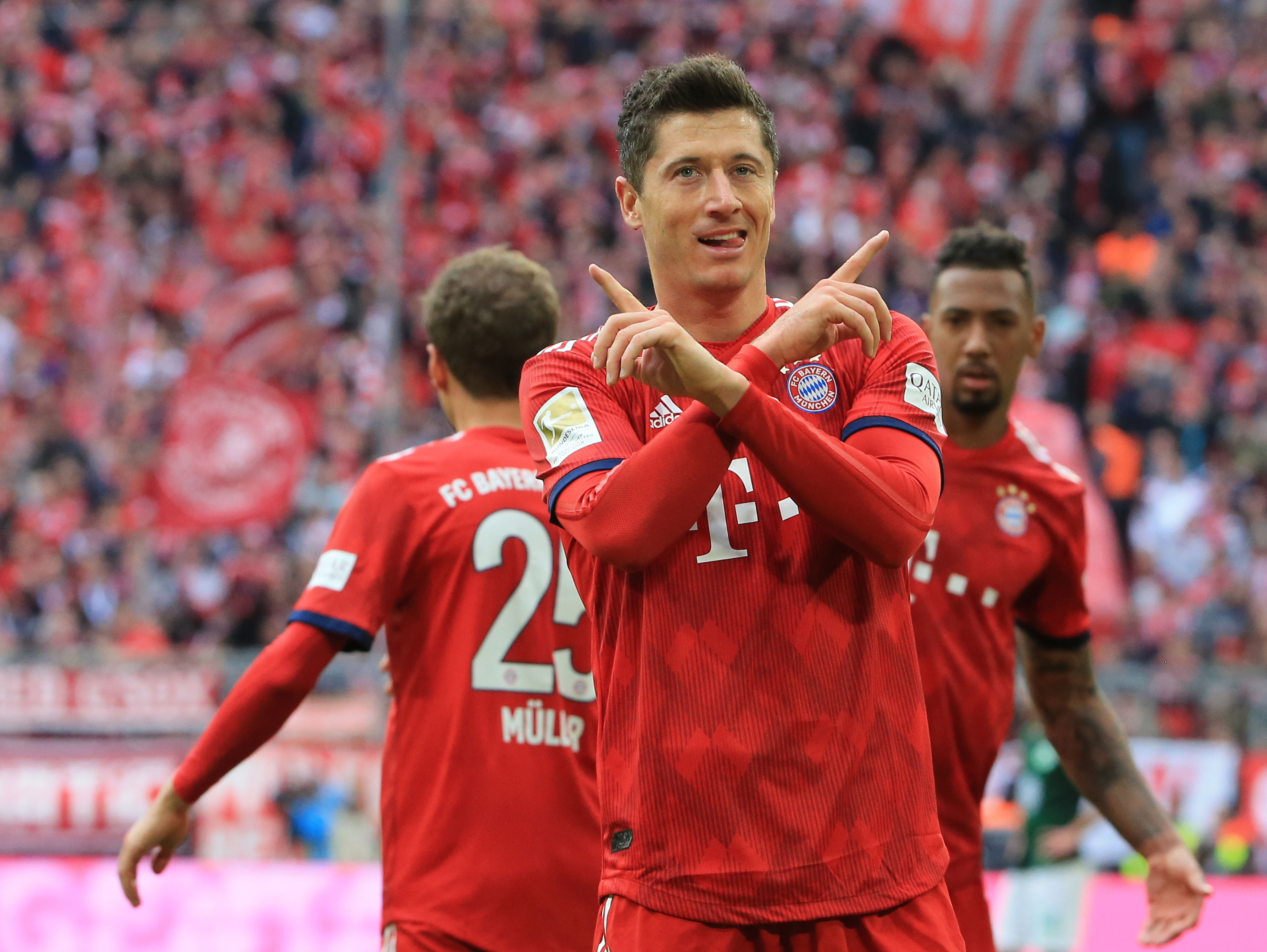 申花的后卫 申花的后卫