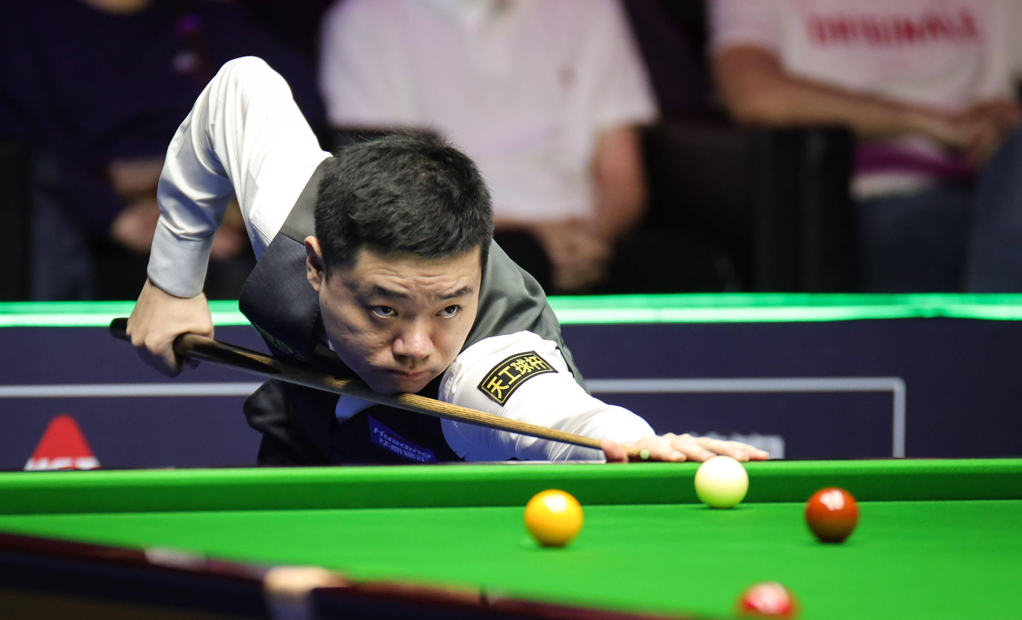 力拖住比赛 力拖住比赛